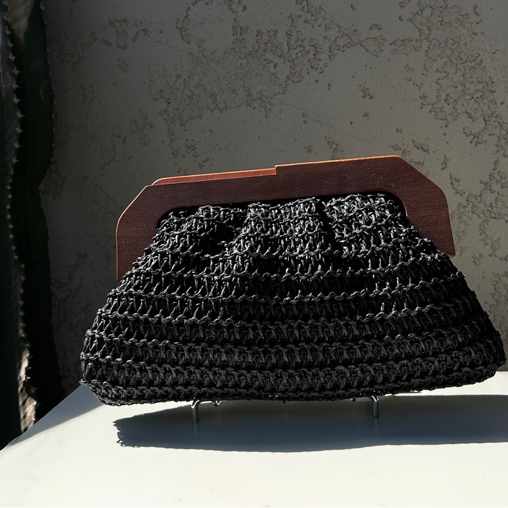 Summer Straw Clutch with Wooden Frame in Black